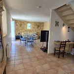 Bayaou Avec Piscine Couverte A *