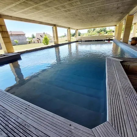 Bayaou Avec Piscine Couverte A * Sarlat