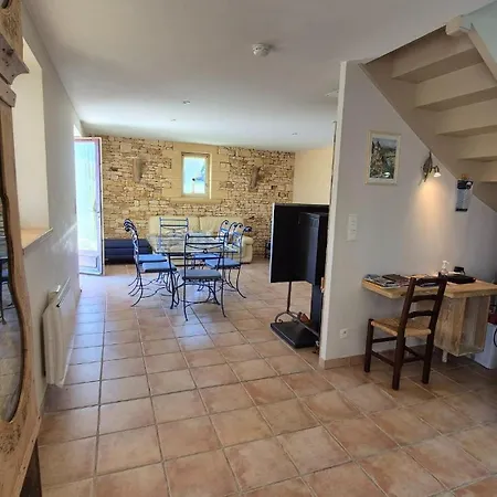Bayaou Avec Piscine Couverte A *