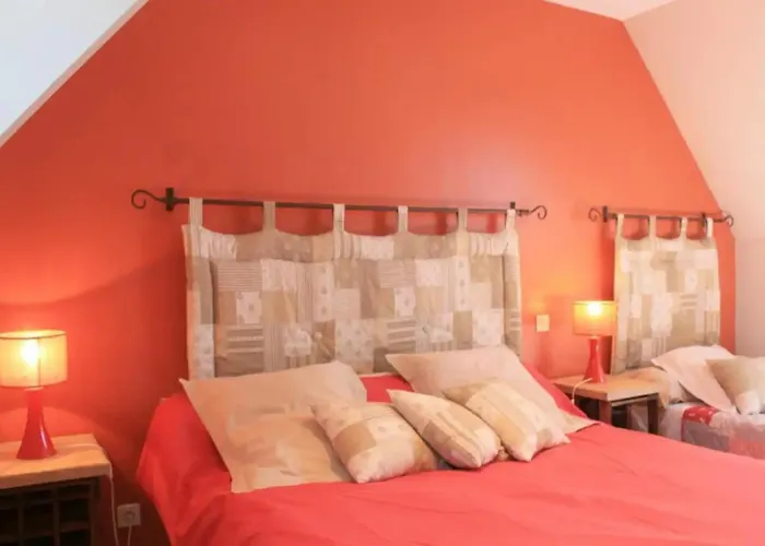 Bayaou Avec Piscine Couverte A Sarlat-la-Canéda