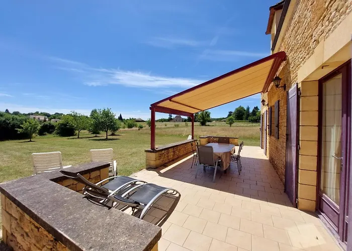 Bayaou Avec Piscine Couverte A *